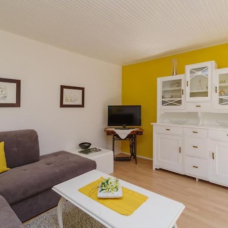Barac Rural Holiday Home Grizane-Belgrad Exterior photo