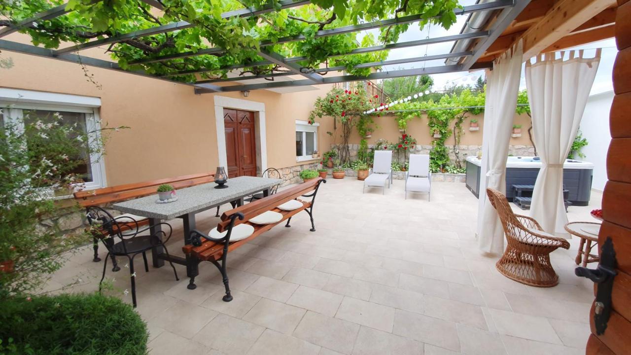 Barac Rural Holiday Home Grizane-Belgrad Exterior photo