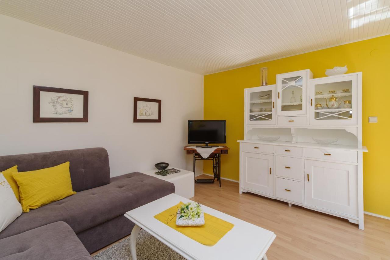 Barac Rural Holiday Home Grizane-Belgrad Exterior photo